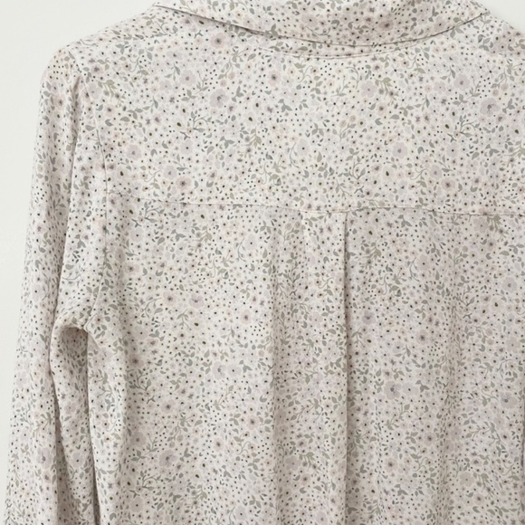 Aritzia Wilfred floral blouse - Picture 6 of 6